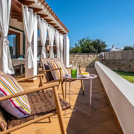 Villa Seaside Ciutadella: Beach-nearby Retreat With Pool And Wi-fi Sa Caleta