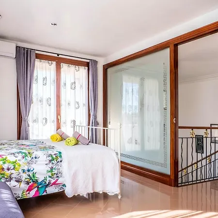 Seaside Ciutadella: Beach-nearby Retreat With Pool And Wi-fi Villa