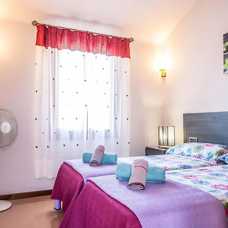 Elegant In Ciutadella De Menorca With Private Pool וילה